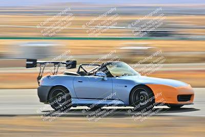 media/Dec-28-2024-Extreme Speed (Sat) [[dd5bc3b342]]/Red Group/Session 3 (Turns 11 and 12)/